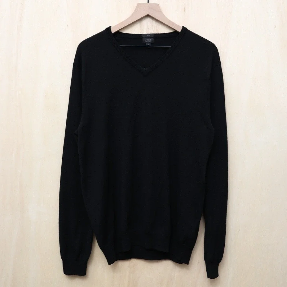 J. Crew Merino Wool V-Neck Long Sleeve Black XL‎